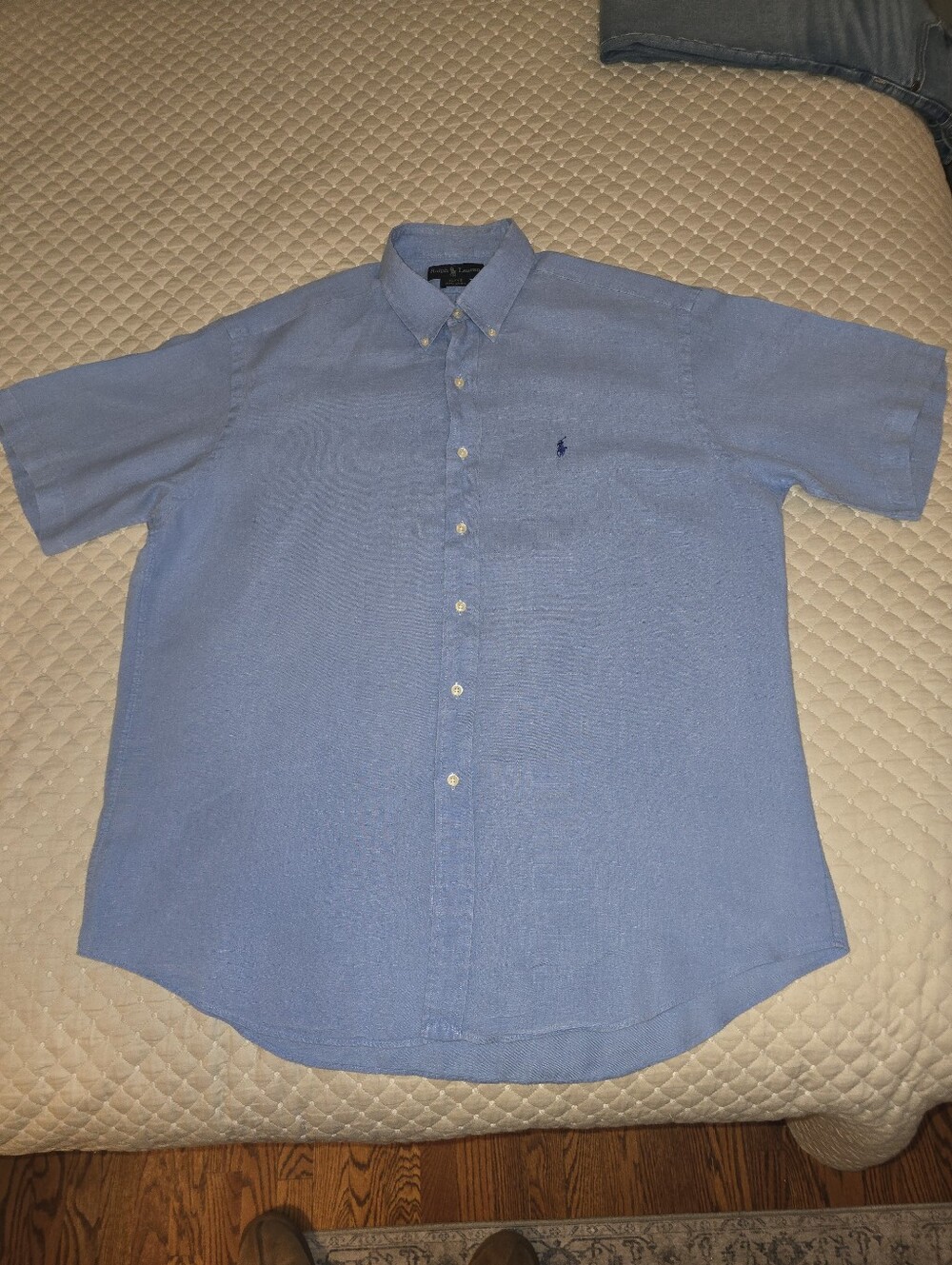 Lg - Ralph Lauren Light Blue Short-Sleeve Shirt w/ Polo. (PRISTINE CONDITION)